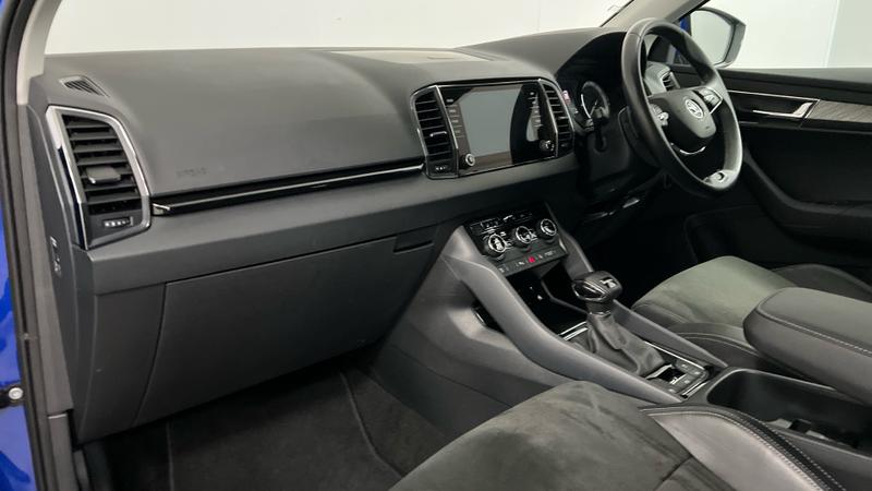 Skoda KAROQ Photo cohere-950b9625803d21b327392672e636039f6750d52f.jpg