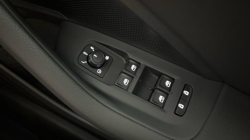 Skoda SUPERB Photo cohere-958ec33b2181bfc244d878ab8f8adbd7cd990381.jpg