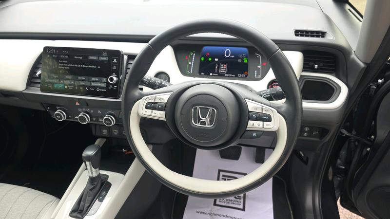 Honda Jazz Photo cohere-95f716f087950c8e653c8a51dcdf991fee97895a.jpg