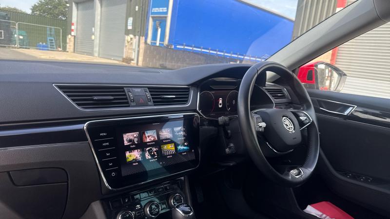 Skoda SUPERB Photo cohere-96335d2056f0c8541863587f8a43603610cc17c2.jpg