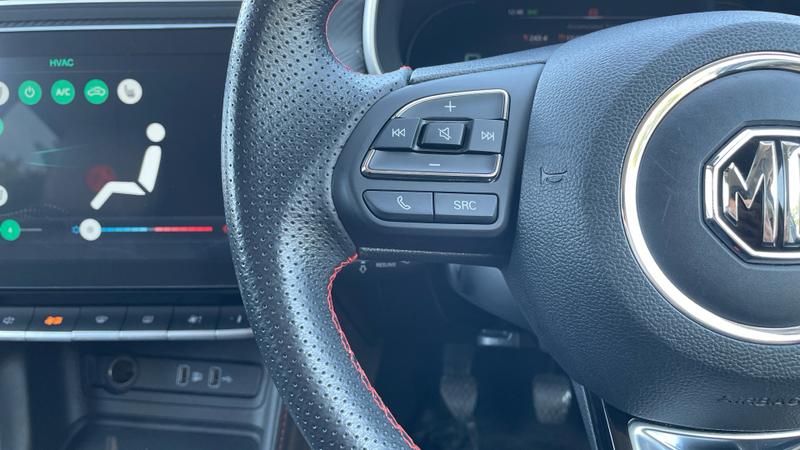 MG ZS Photo cohere-979f0735ff30c5dd78ed4094b28eec8b5c4dd13d.jpg