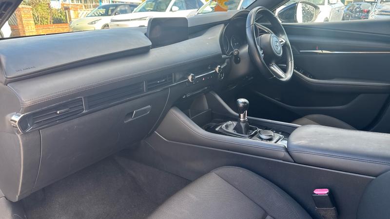 Mazda Mazda3 Photo cohere-97f5910a19e21e864b401585b8347b5677c9d04c.jpg