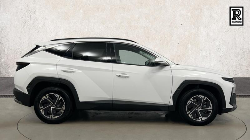 Hyundai TUCSON Photo cohere-984a5097ca7ab2d1d226134b06135388f23122f9.jpg