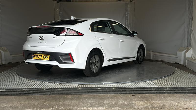Hyundai IONIQ Photo cohere-9875a853451495c8d048960875359dce33cfd855.jpg