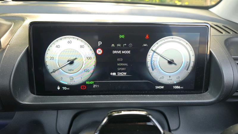 Hyundai INSTER Photo cohere-98a87492b5b3568f63a2a003833b5dacf3f3aa01.jpg
