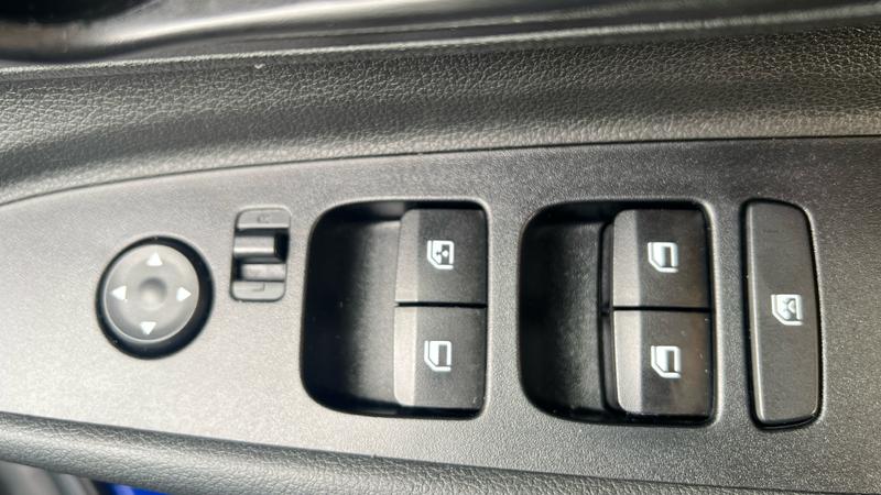 Hyundai i20 Photo cohere-98b0683d88c8b7aa1998b85d8f1b3d33da3dfd2e.jpg