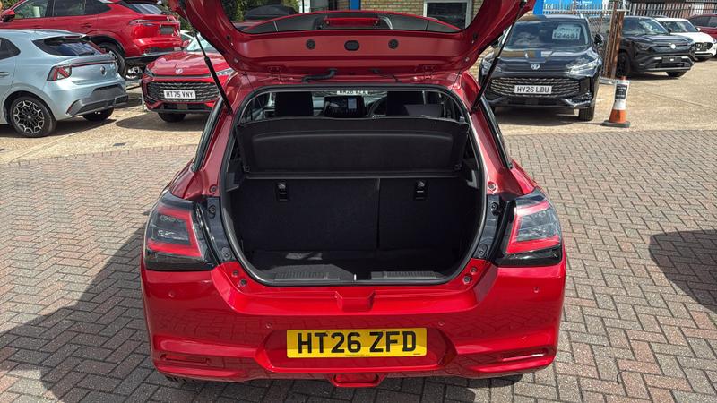 Suzuki SWIFT Photo cohere-98bbf7f796c1b1fcd12bdc414d8881b4ae7484f7.jpg