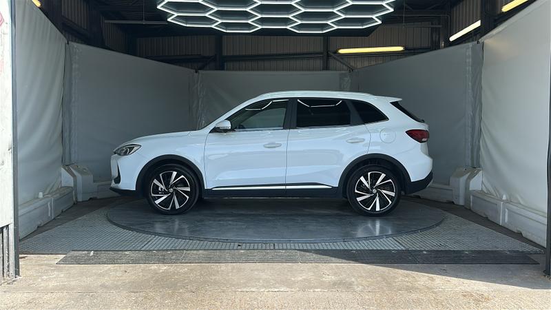 MG ZS Hybrid+ Photo cohere-98f7d4e4f1d716d38b12652975ade5460bcde839.jpg