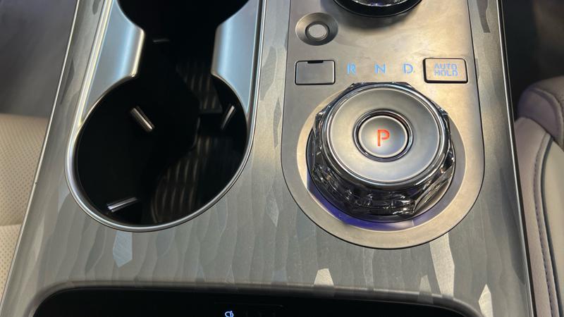 Genesis GV70 Photo cohere-993c111c0f2bca674b5ffe21efa0e824bc34fae8.jpg