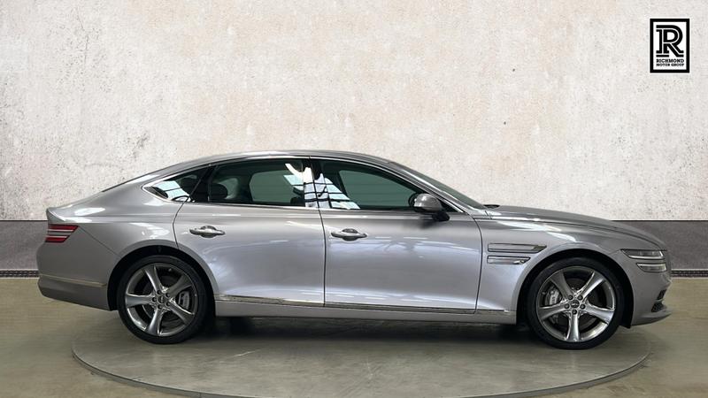 Genesis G80 Photo cohere-9956516a9adbf175b74ece455f59fd3e2e884e5b.jpg