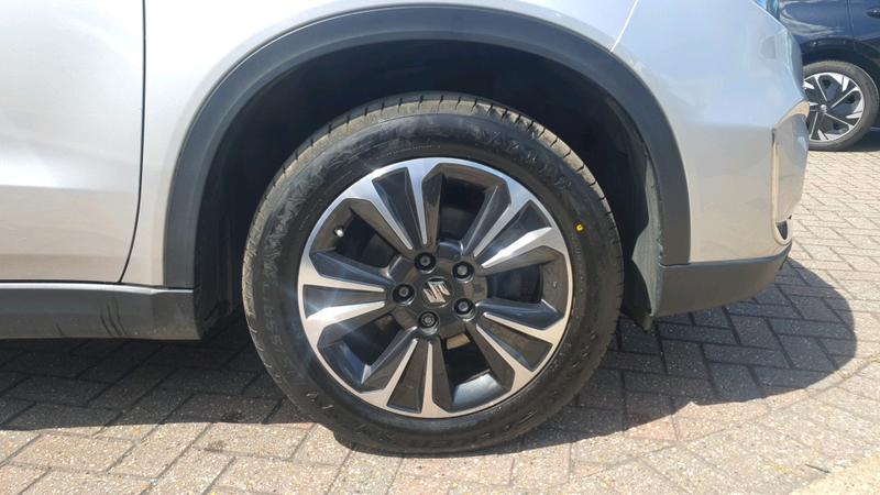 Suzuki Vitara Photo cohere-99b39be17c46790ee96dbf506c060020dd3a2d33.jpg