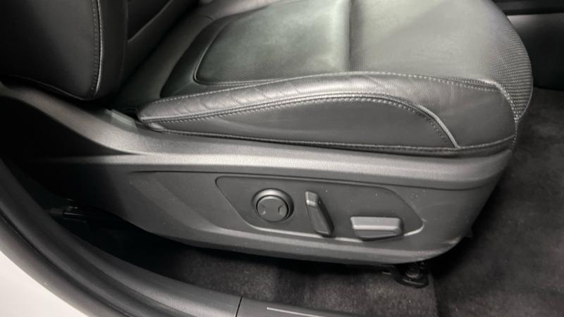 Hyundai TUCSON Photo cohere-9a79f5c8e5f4f302508a9936b45540f51c97976a.jpg