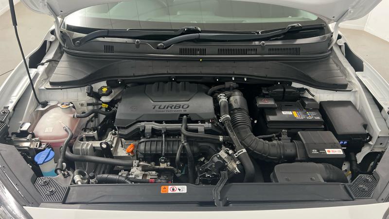 Hyundai KONA Photo cohere-9a91f67caa2085881b23f30bb2a0c0a125cbb6b0.jpg