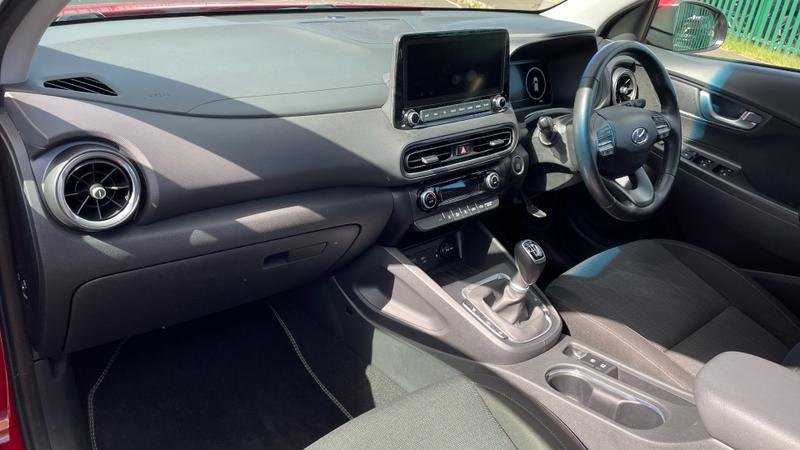 Hyundai KONA Photo cohere-9b1173b04d9f61f4a19b7c0b445117d41138f835.jpg