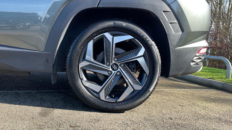 Hyundai Tucson Photo cohere-9b4831d6ec861f691baa5604e0d6d38678c52a60.jpg