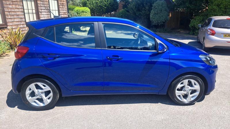 Hyundai i10 Photo cohere-9c60fc2f9e8b0997a1cacba3f46215fdd5eaba3f.jpg