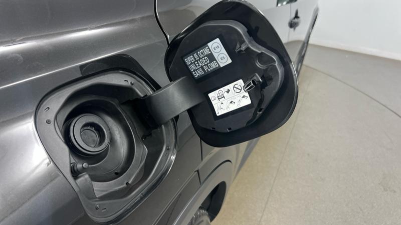 Nissan QASHQAI Photo cohere-9cc4a5ef70404b9fe935e27d0f0b86aaf56eba5e.jpg