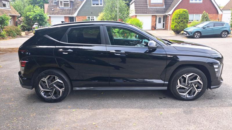 Hyundai KONA Photo cohere-9d352ac1e7165779836e97df034d956c32f41811.jpg