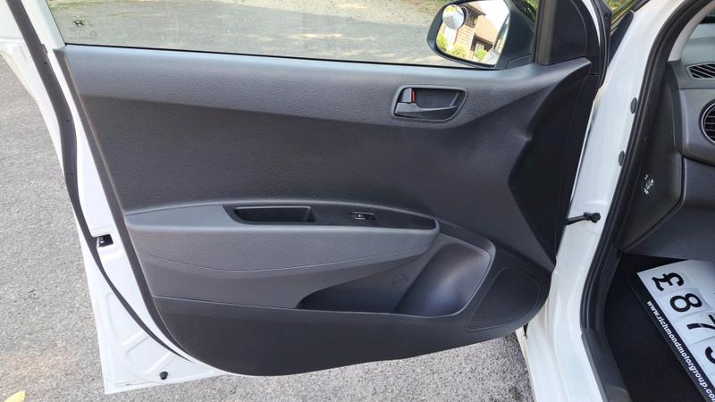 Hyundai i10 Photo cohere-9d5438ce3bdffa1724db7f6e9e9c3ddb67957600.jpg
