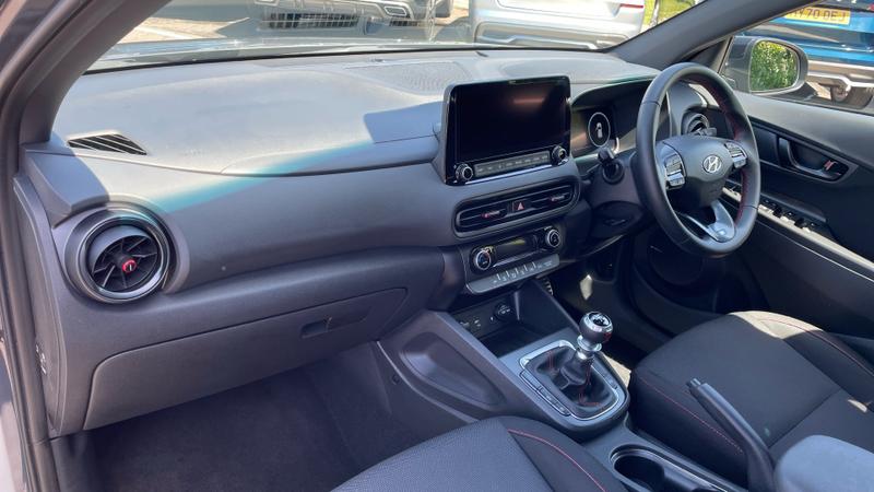 Hyundai KONA Photo cohere-9e13e8b05280ca64050dd3db84ee06686a957264.jpg