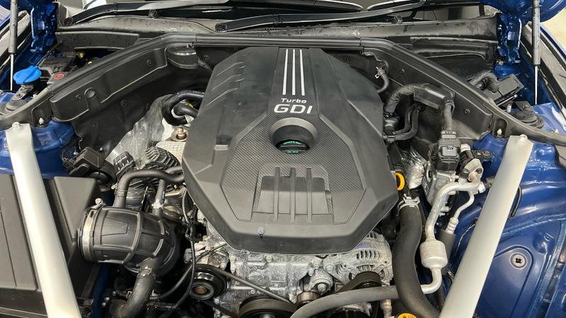 Genesis G70 Photo cohere-9e87955e09b83d613653044205aa79f6f7e403e2.jpg