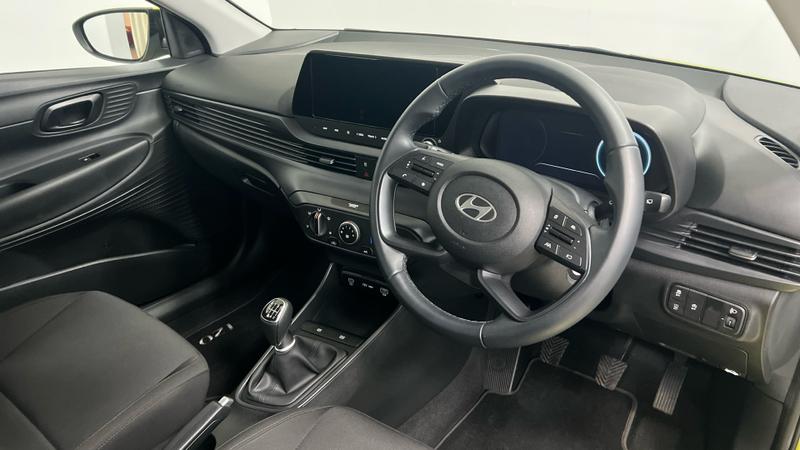 Hyundai i20 Photo cohere-9f52813b5dae19f381109b8502b221f8045634ba.jpg