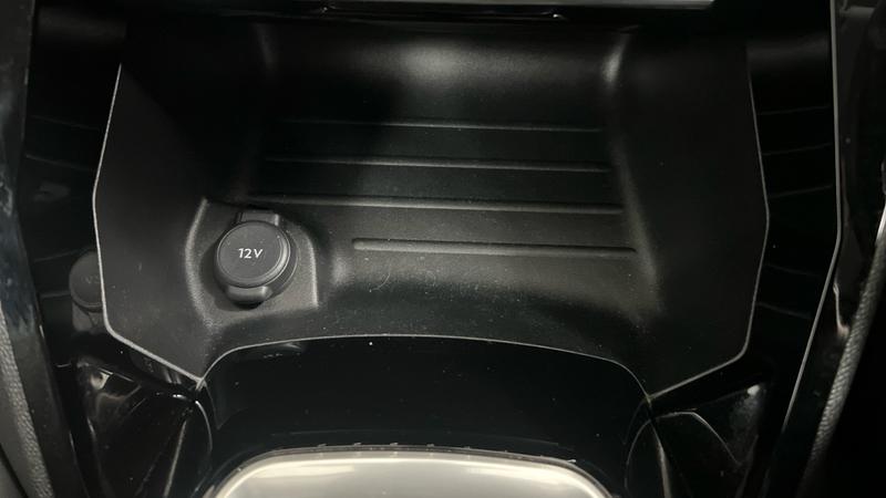 Peugeot 2008 Photo cohere-9f6372bc838a9676eb77e26f158ace1b173eecce.jpg