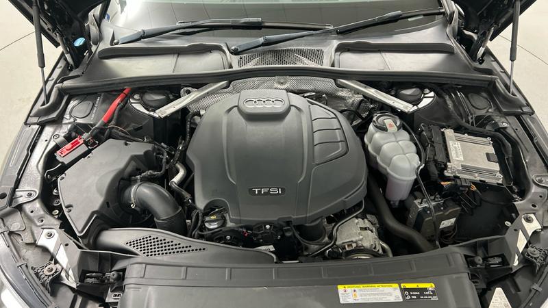 Audi A4 Photo cohere-9f7c6e04502eb8fec7c28096b86d34bf46c4d456.jpg