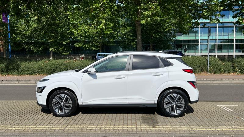 Hyundai KONA Photo cohere-9f8597fa7e7380553962c6abaeb8deb3824a96b5.jpg