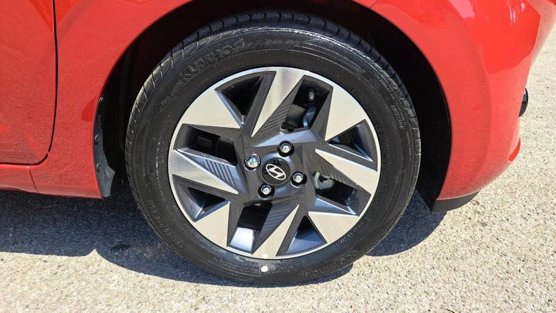 Hyundai i10 Photo cohere-9fad3b999f5dd881838f57b286326bd87554512f.jpg