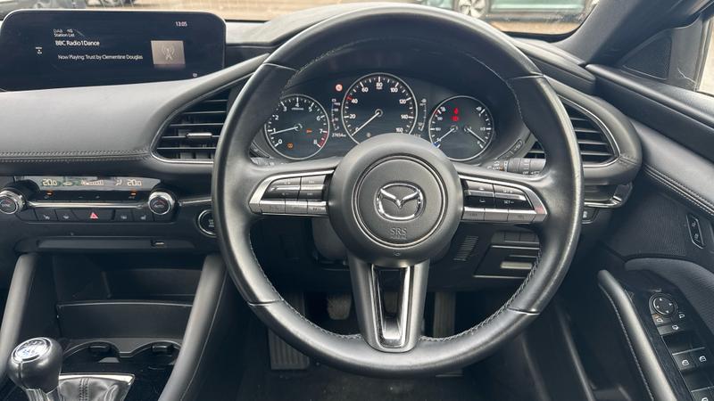 Mazda Mazda3 Photo cohere-9fb2eedc967c67936a24a5cbc1f722de06ef1e64.jpg