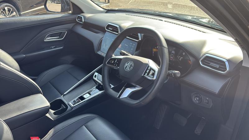 MG ZS Hybrid+ Photo cohere-a080f88ecdf4cc348c1e0ed371979e3304175c47.jpg