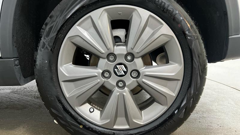 Suzuki VITARA Photo cohere-a0b7e5b4f2d2c1e6a7fafc3673d04aef91a62e14.jpg