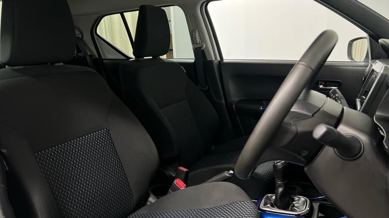 Suzuki IGNIS Photo cohere-a1610a37867409075b4001c01dbec292dff78925.jpg