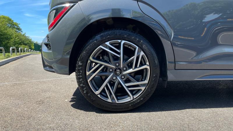 Hyundai KONA Photo cohere-a22d34b9b87c4f788a1a4876cfa65b5de6e03d66.jpg