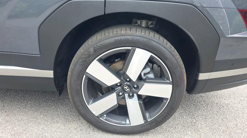 Hyundai Santa Fe Photo cohere-a2443a9781294e02ebcc1586635516a81f4cd82e.jpg