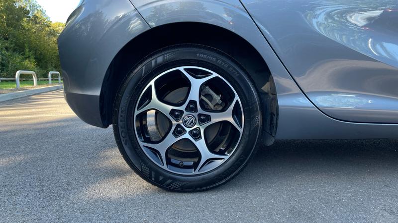 MG MG3 Hybrid+ Photo cohere-a2b11647d87630add519ce4a5955964e96b715d7.jpg