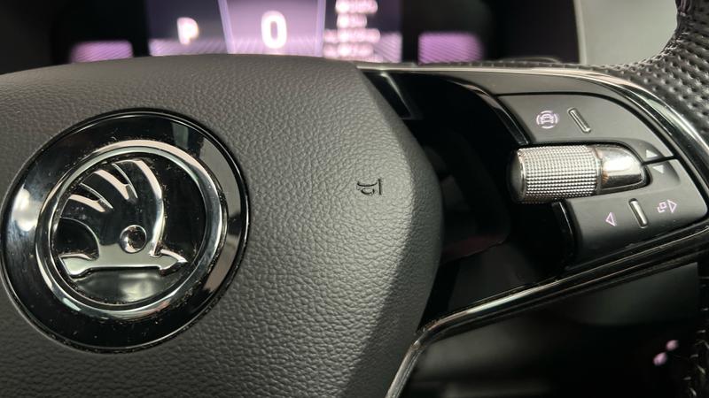 Skoda KAROQ Photo cohere-a2fd79703240f61a8aa300dbecb5a954a625a34c.jpg