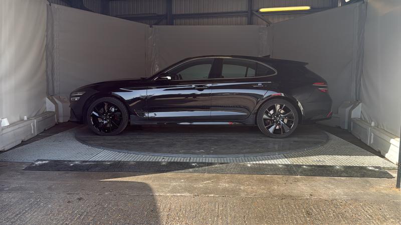 Genesis G70 Photo cohere-a36b31c71d2aa25bd228f654159c5732c22009c6.jpg