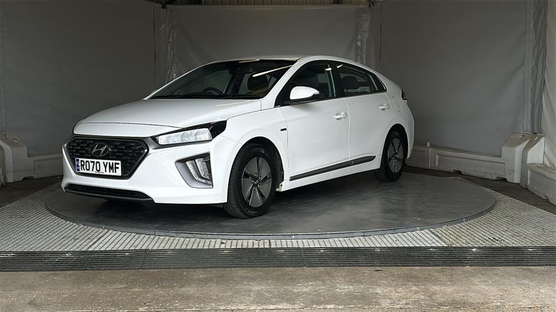 Hyundai IONIQ Photo cohere-a3de51cf0579b16ce3e257a0a421a744124e1dce.jpg