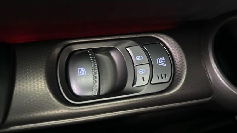 Genesis GV60 Photo cohere-a44393b66e4ef606a63c851f42b9cdb869eaa053.jpg