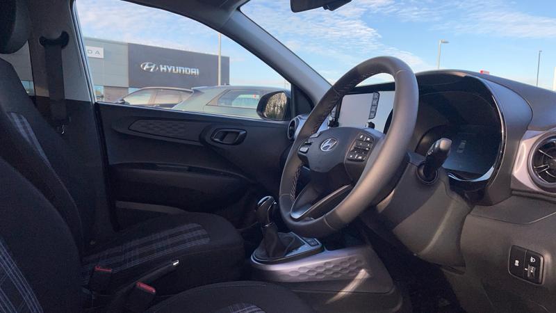 Hyundai i10 Photo cohere-a4574340a8d350bc6dae7ea12847c7fb3b573467.jpg
