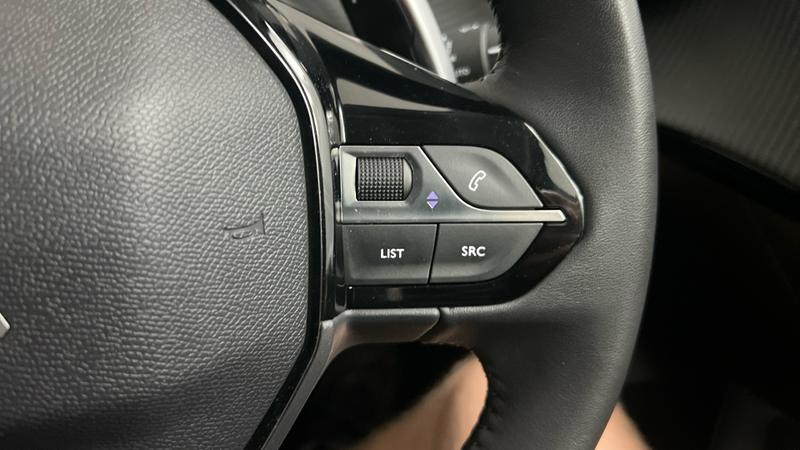 Peugeot 208 Photo cohere-a4fb69c08058b2097aae374d7a8f78fb4e5b1171.jpg