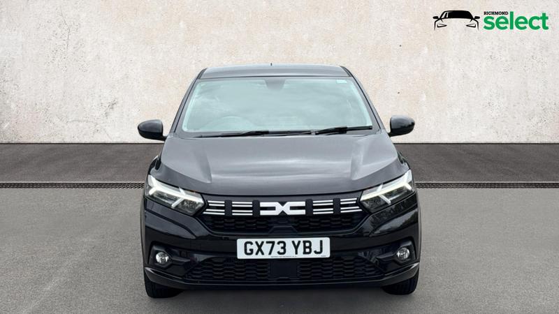 Dacia Sandero Photo cohere-a58e12fa454e9c94f939524dd7f7bffc737d3ea5.jpg