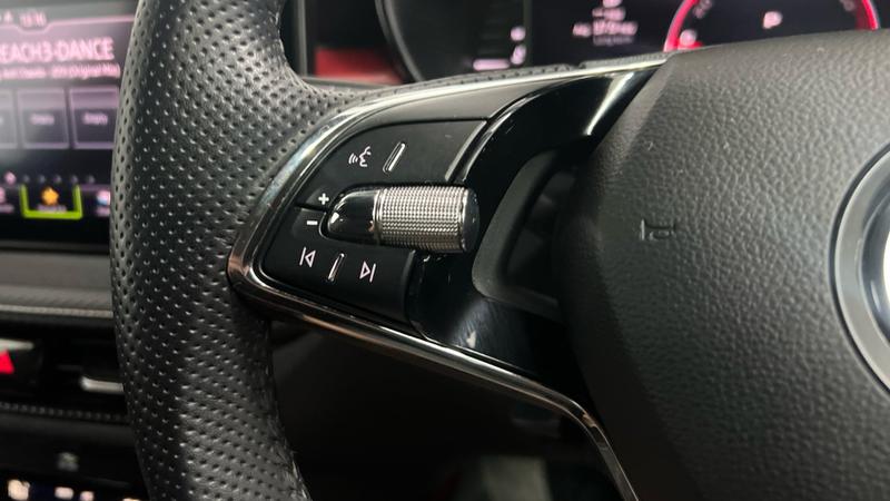 Skoda FABIA Photo cohere-a6351e7d58f3d6449f6d7525de62489a40cdab44.jpg