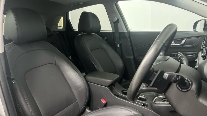 Hyundai KONA Photo cohere-a6847ddaca9b173ffe5bf17670537e25de6bfac3.jpg