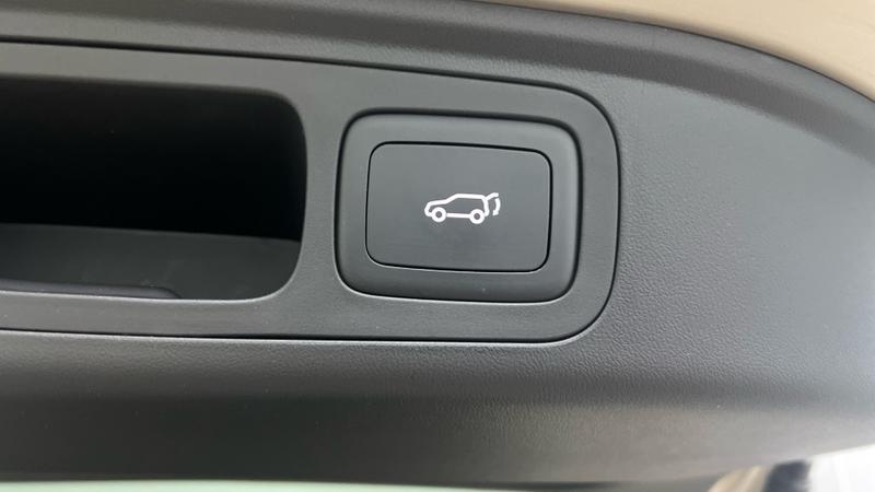 MG MGS6 EV Photo cohere-a6b16010051fff94df1576f77e8d03aca416cc67.jpg