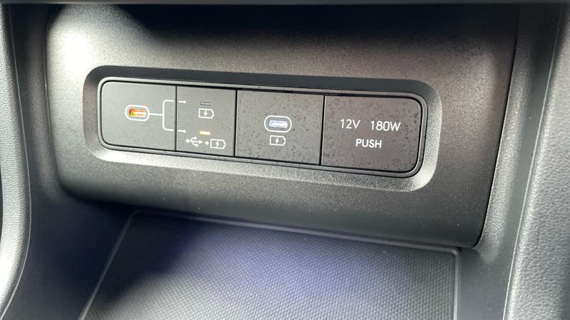 Hyundai TUCSON Photo cohere-a71609bbd7e0c8fe0d2619f2aa5ae1ec0fff2810.jpg