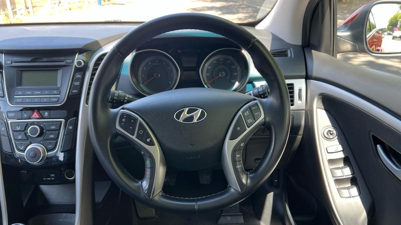 Hyundai i30 Photo cohere-a7186201af49fffd96d03eda16840fbfe080a17c.jpg