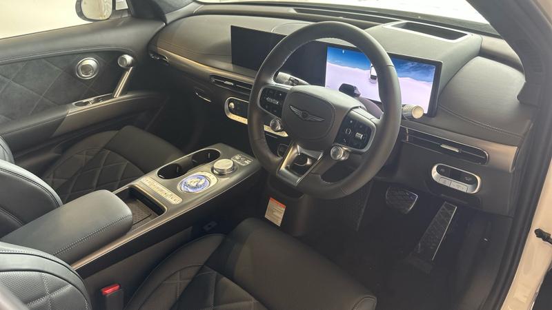 Genesis GV60 Photo cohere-a741a882ac65f9fe1a4f10cf93fc52d1d519925b.jpg